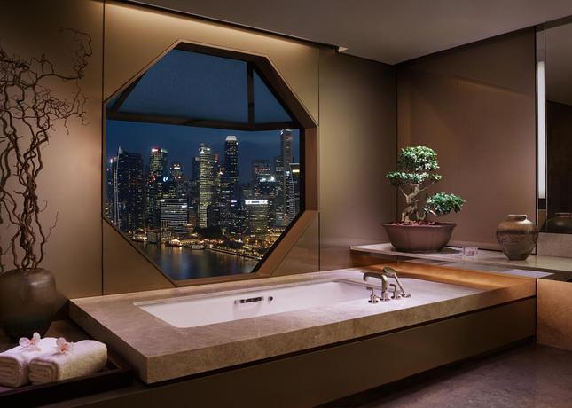 Imagen general del Hotel The Ritz-carlton, Millenia Singapore. Foto 1