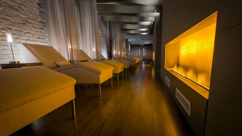 Imagen de la piscina del Hotel The Ritz-carlton, Montréal. Foto 14