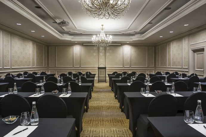 Imagen de los interiores del Hotel The Ritz-carlton, Santiago. Foto 11