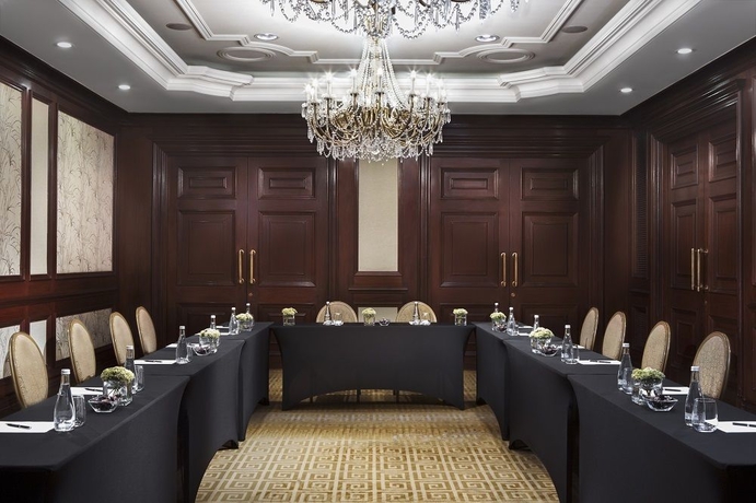 Imagen de los interiores del Hotel The Ritz-carlton, Santiago. Foto 12