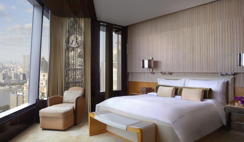 Imagen de la habitación del Hotel The Ritz-carlton Shanghai, Pudong. Foto 6