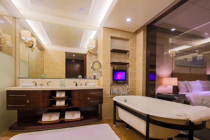 Imagen de la habitación del Hotel The Ritz-carlton, Shenzhen. Foto 16