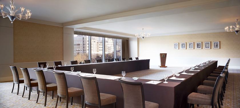 Imagen de la habitación del Hotel The Ritz-carlton, Tokyo. Foto 18