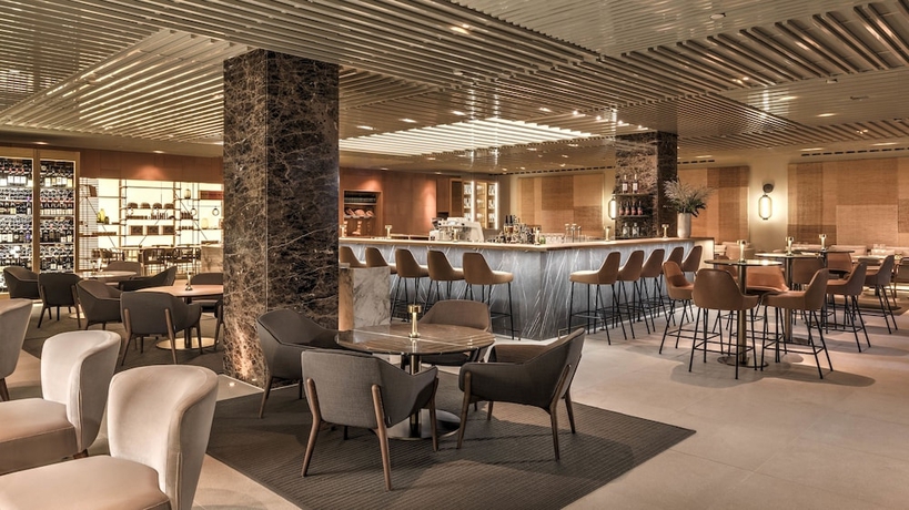 Imagen del bar/restaurante del Hotel The Ritz-carlton, Vienna. Foto 2