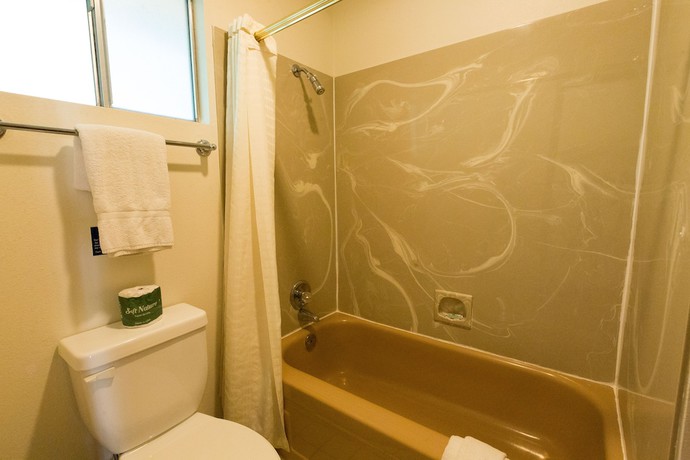 Imagen de la habitación del Hotel The River Inn, Three Rivers. Foto 12