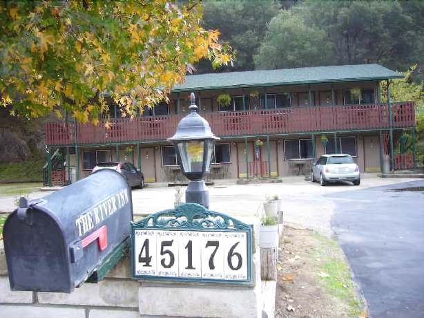 Imagen general del Hotel The River Inn, Three Rivers. Foto 1