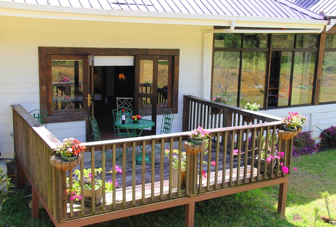 Imagen de los exteriores del Hotel The Riverside Inn, Boquete. Foto 14