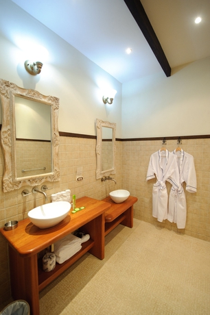 Imagen de la habitación del Hotel The Riverside Inn, Boquete. Foto 9