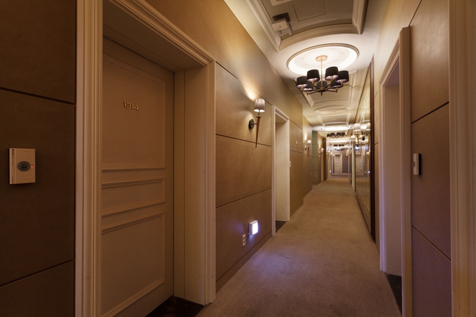 Imagen de los interiores del Hotel The Riverside, Seul. Foto 15