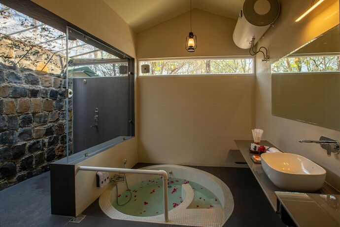 Imagen general del Hotel The Riverwood Forest Retreat-Kanha. Foto 1