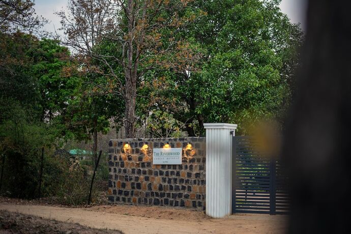 Imagen general del Hotel The Riverwood Forest Retreat-Kanha. Foto 7
