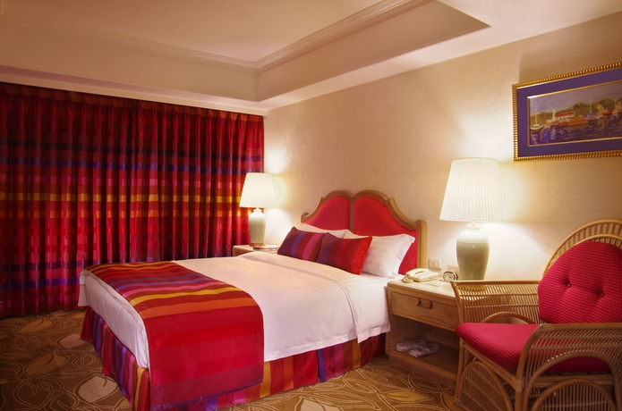 Imagen de la habitación del Hotel The Riviera. Foto 8