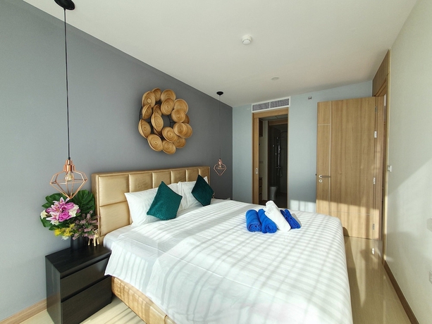 Imagen de la habitación del Hotel The Riviera Jomtien By Pattaya Holiday. Foto 9