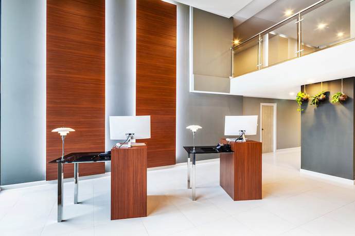 Imagen de los interiores del Hotel The Rizin Hotel & Residences. Foto 14