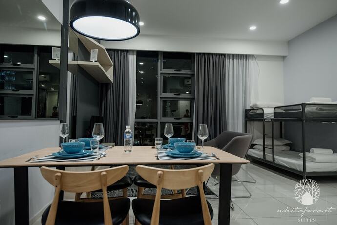 Imagen de la habitación del Hotel The Robertson By White Forest Suites. Foto 30