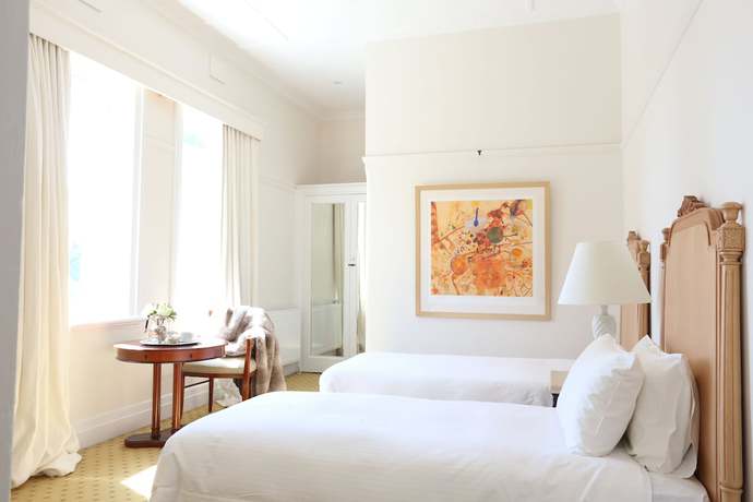 Imagen de la habitación del Hotel The Robertson. Foto 6