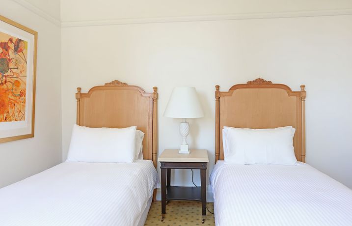 Imagen de la habitación del Hotel The Robertson. Foto 12
