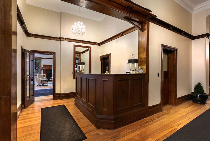 Imagen de los interiores del Hotel The Robertson. Foto 19