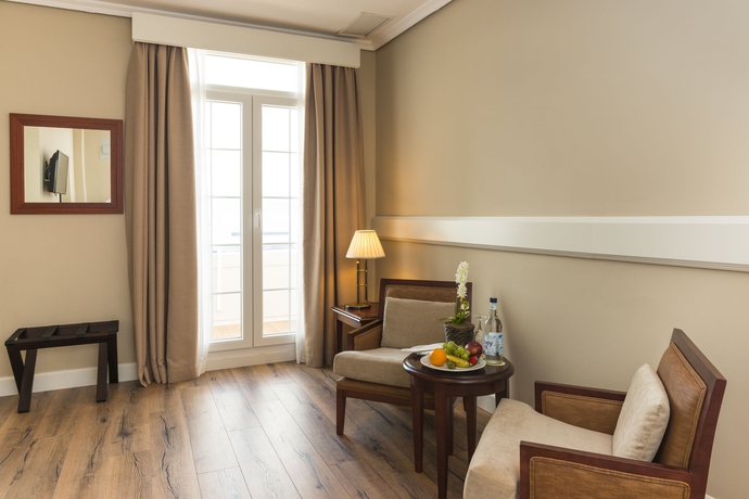 Imagen de los interiores del Hotel The Rock. Foto 9