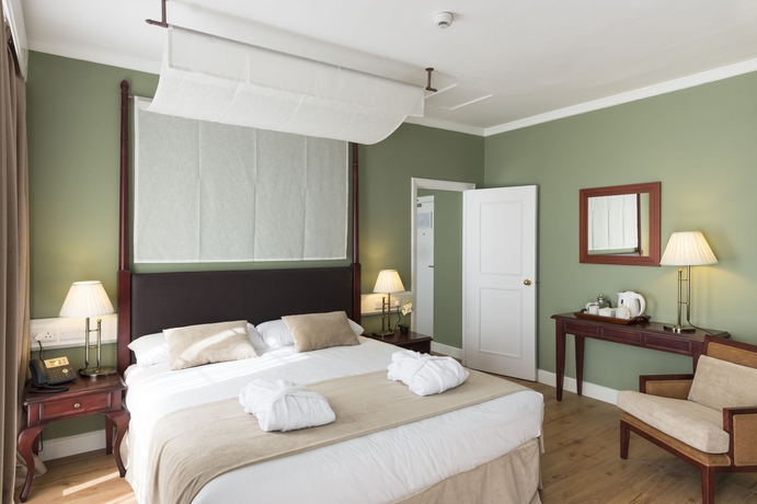 Imagen de la habitación del Hotel The Rock. Foto 4