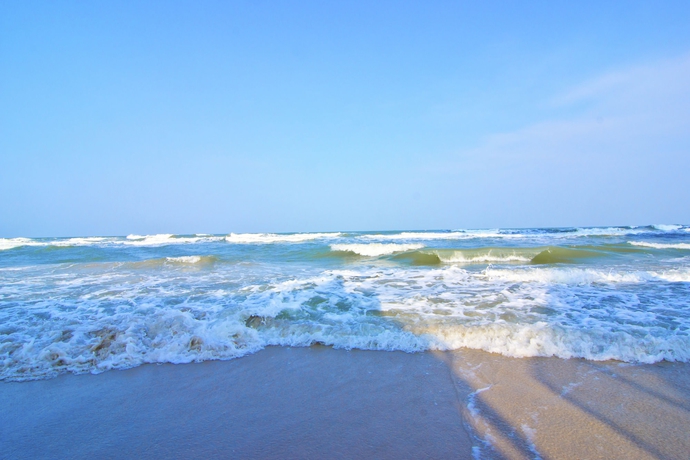 Imagen de los exteriores del Hotel The Rock Hua Hin Beachfront Spa Resort. Foto 14
