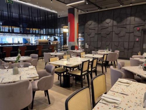 Imagen general del Hotel The Rockefeller by NEWMARK. Foto 18