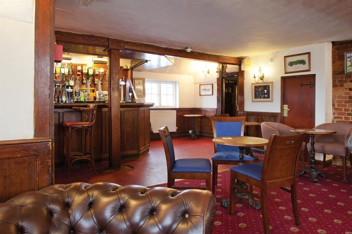 Imagen del bar/restaurante del Hotel The Roebuck Inn. Foto 3