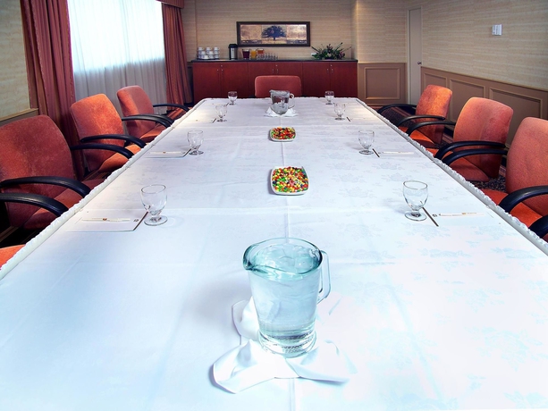 Imagen de los interiores del Hotel The Roehampton. Foto 8