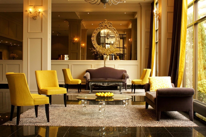 Imagen de los interiores del Hotel The Roehampton. Foto 11