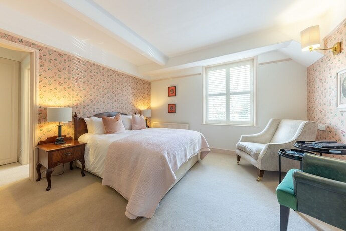 Imagen de la habitación del Hotel The Roman Camp Inn. Foto 18