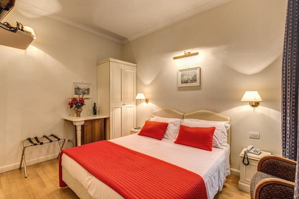 Imagen general del Hotel The Rome Suite. Foto 4