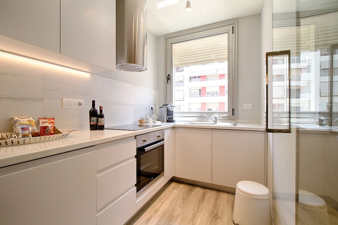 Imagen de la habitación del Hotel The Rooms Apartments Tirana. Foto 5