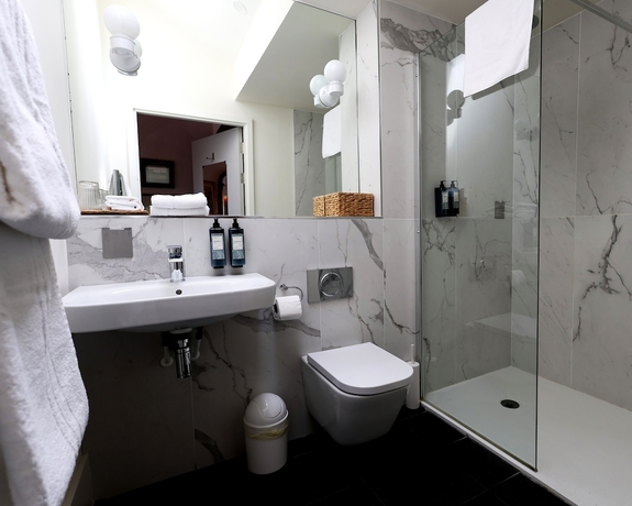 Imagen de la habitación del Hotel The Rooms at Firecastle. Foto 4