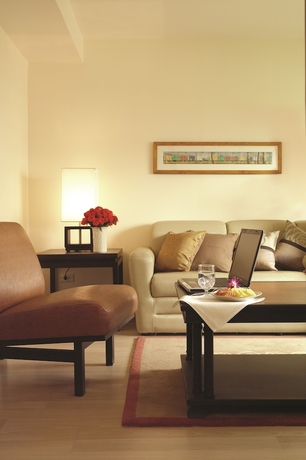 Imagen de la habitación del Hotel The Rose Bangkok. Foto 11