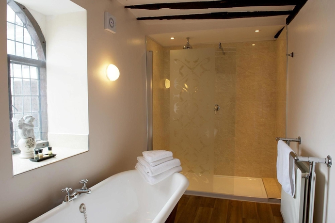 Imagen de la habitación del Hotel The Rose and Crown. Foto 9