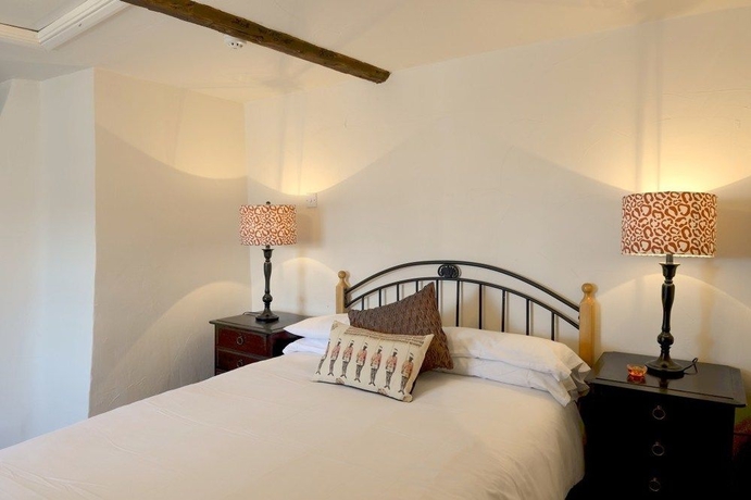 Imagen de la habitación del Hotel The Rose and Crown. Foto 12
