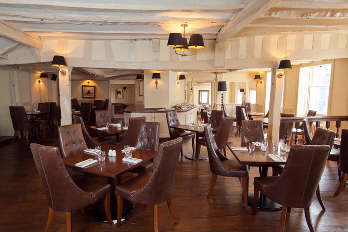 Imagen del bar/restaurante del Hotel The Rose and Crown &ndash; Tonbridge. Foto 3