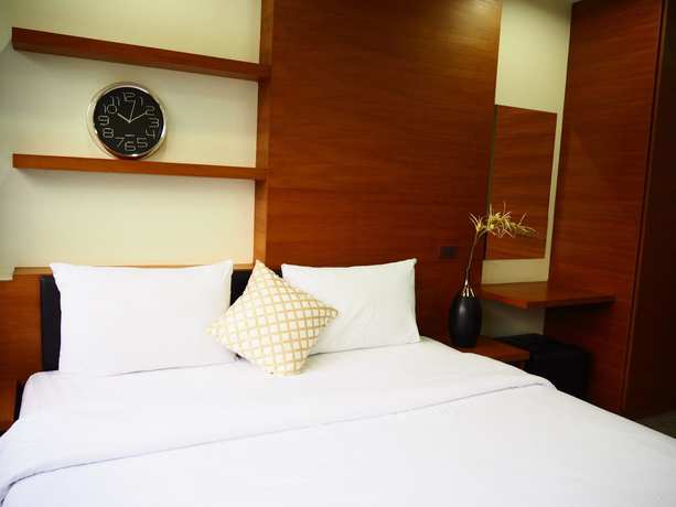 Imagen de la habitación del Hotel The Route Sriracha and Residence. Foto 17