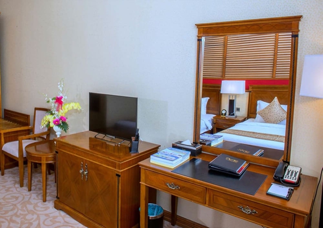 Imagen de la habitación del Hotel The Royal Ace. Foto 10