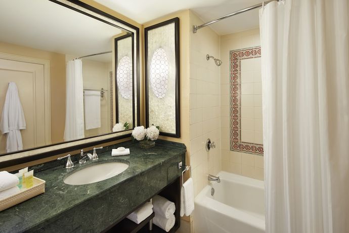 Imagen de la habitación del Hotel The Royal At Atlantis. Foto 12