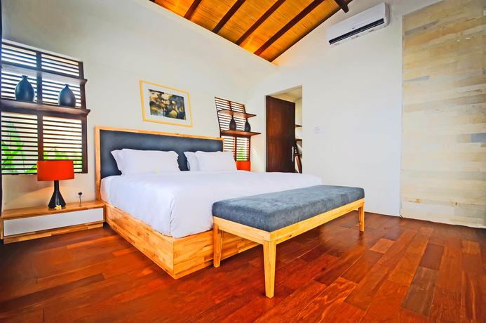 Imagen de la habitación del Hotel The Royal Bali Villas Canggu. Foto 4