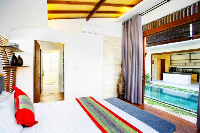 Imagen de la habitación del Hotel The Royal Bali Villas Canggu. Foto 9