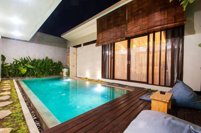 Imagen de la habitación del Hotel The Royal Bali Villas Canggu. Foto 18