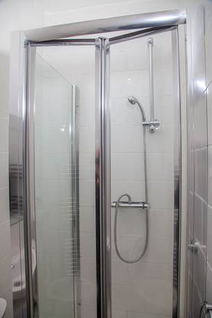 Imagen de la habitación del Hotel The Royal, Barrow-in-Furness. Foto 16