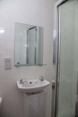 Imagen de la habitación del Hotel The Royal, Barrow-in-Furness. Foto 19