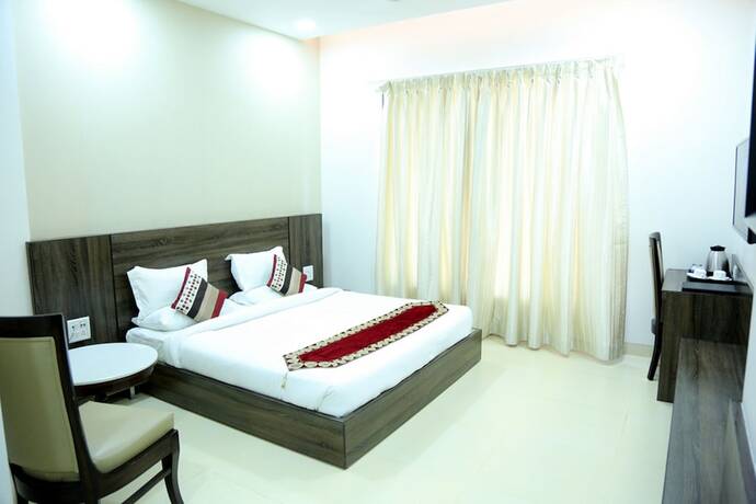 Imagen de la habitación del Hotel The Royal Bharti. Foto 4