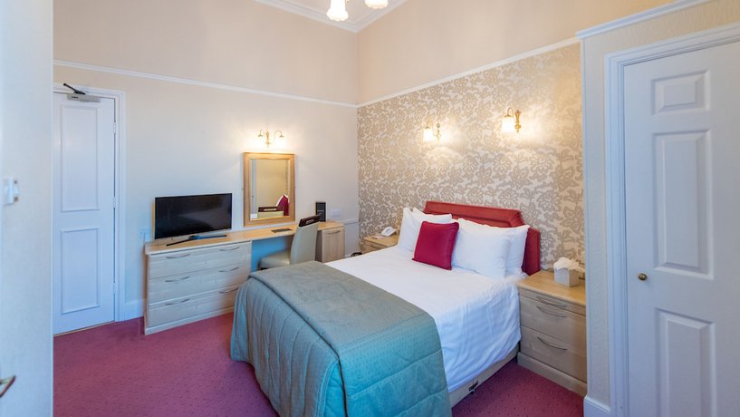 Imagen de la habitación del Hotel The Royal, Bideford. Foto 5