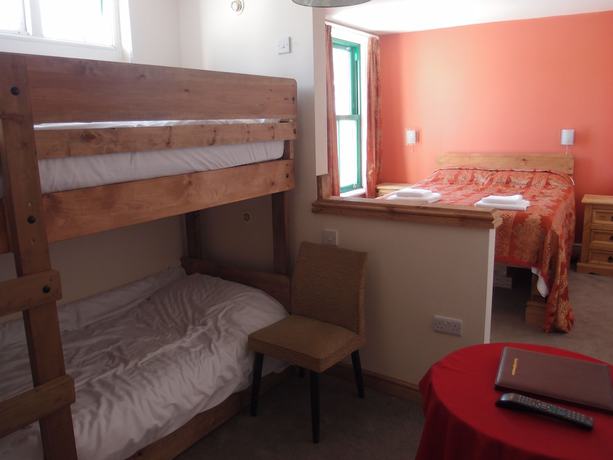 Imagen de la habitación del Hotel The Royal Britannia. Foto 6