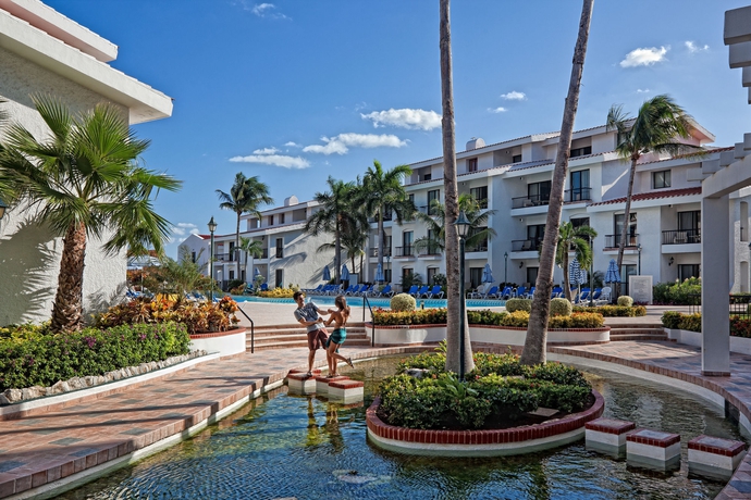 Imagen general del Hotel The Royal Cancun, All Suites Resort. Foto 1