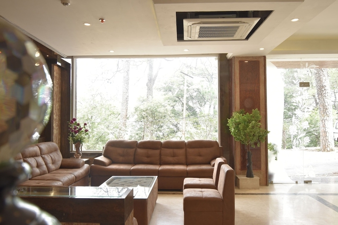 Imagen de los interiores del Hotel The Royal Castle. Foto 16
